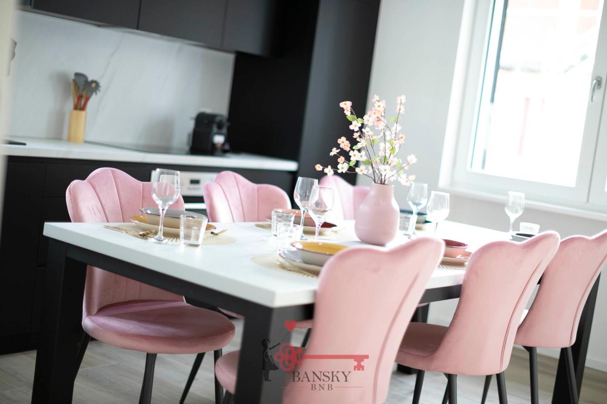 Apartment Sofia X 6pax 5min Station -by Easylife Swiss