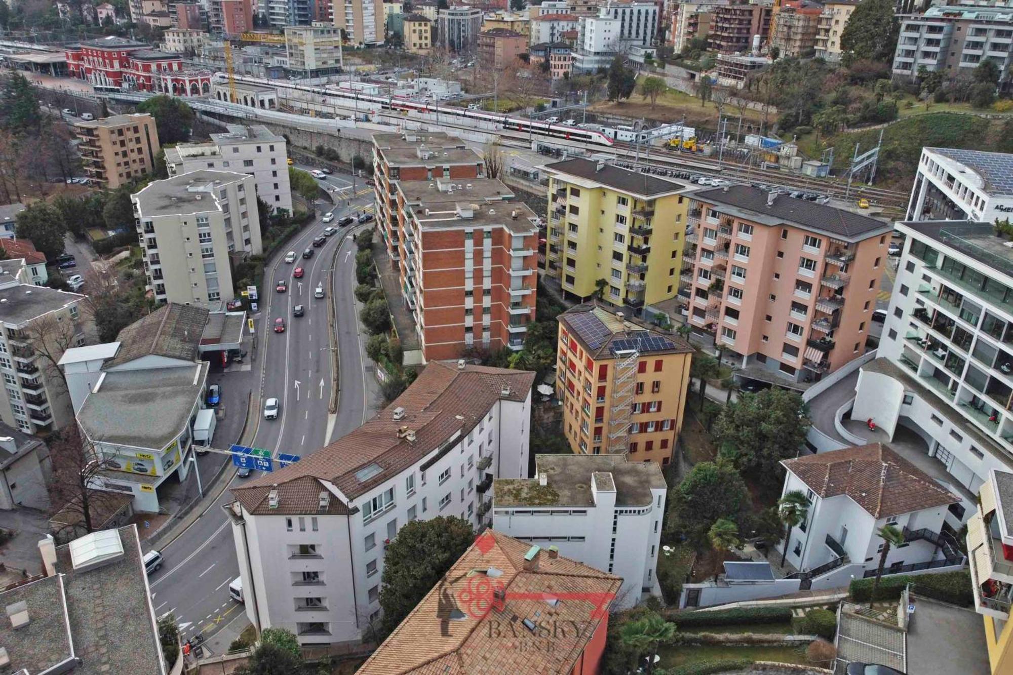 Sofia X 6pax 5min Station -by Easylife Swiss Lugano